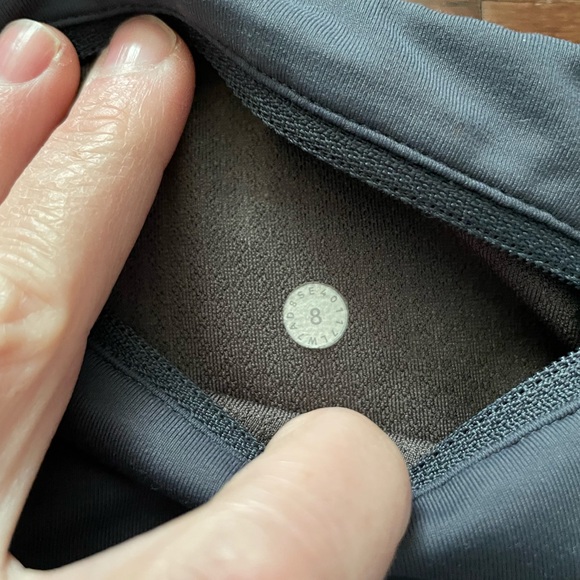 lululemon athletica Women's Smooth Stride Shorts - Gray - Picture 7 of 9